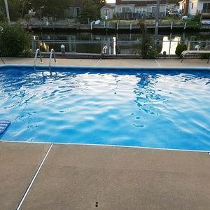 Meet your Posher, Robin